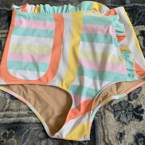 Brand new ruffled bottoms